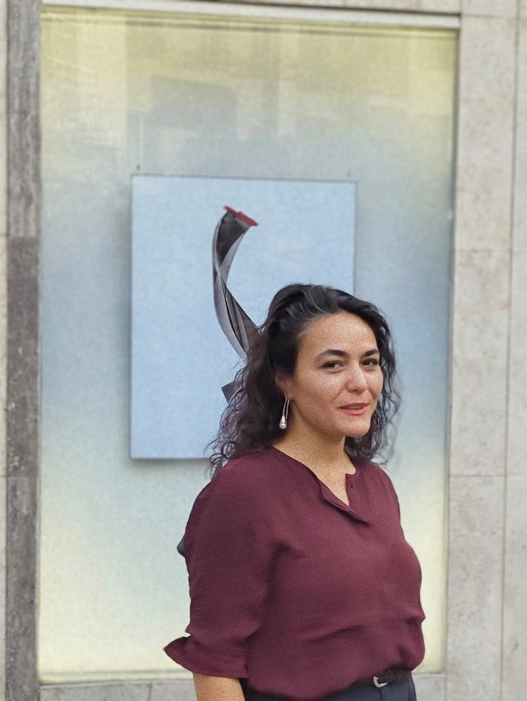 Artist - maryam takhtkeshian